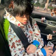 操场上最漂亮的女孩