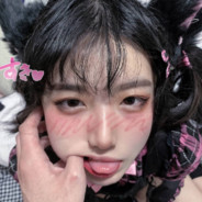 他折回了来时的路。