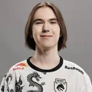 PELMEN4IK_KING - steam id 76561198974837780