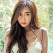 采蘑菇的小伙子