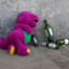 Barney con caña