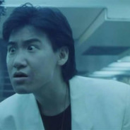 头戴三叉束发紫金冠体挂西川红棉百花袍