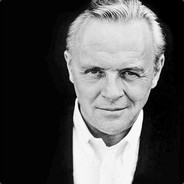 电脑玩家玩电脑