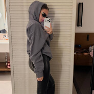 <3