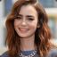 Lily Collins :3