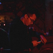 Хронический с револьвером