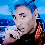 边陶吉吉边逃避