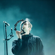 很内向 回家走下水道