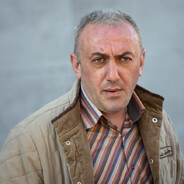 Лысый нападает