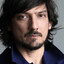 León Larregui