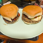 Big Back Burger Muncher