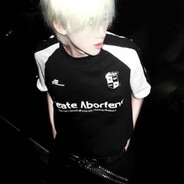 灰蒙蒙爱玩弹簧