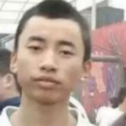 她才18岁怎么能守得住A