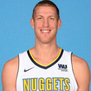 塔寨村支书林耀东