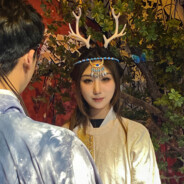 我在你坟头偷吃你贡品