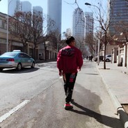 有个小孩叫小屁