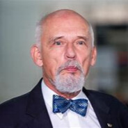 Korwin egzorcysta lewaków