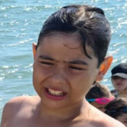 Sugi pula in picioare