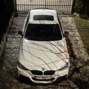 BMW {white} avatar