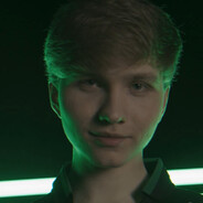 世一大鹰精— 尼宫子