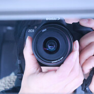 情况不对披坚执锐