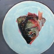 段公子奔在小路上