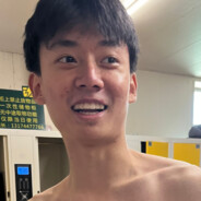 我是侯璇大傻逼