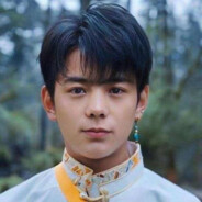 丁真邂逅辛吉飞