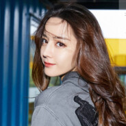 性感人妻，红色毛衣