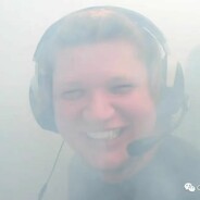 被我爆头的叫俊杰