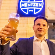 SLAWOMIR MENTZEN