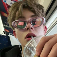 不爱听电梯战神