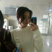 渴了喝水 你掰我腿干嘛