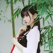 The Girl with Green Clothes