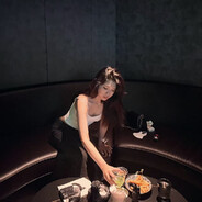 爱吃妻子的草莓