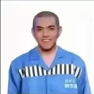我以为我长得够帅她就不会报警