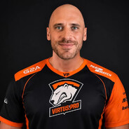 Łysy strzelec