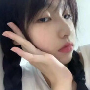 手拿菜刀砍电线 一路火花带闪电