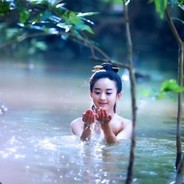 此时此刻我想写首歌