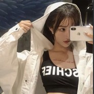 你爸爸一边拉屎，一边