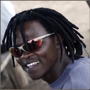 你按F的样子真像蔡徐坤