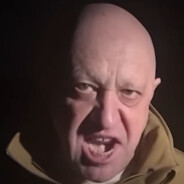 不对劲，打个胶先