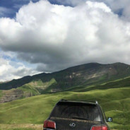 一个头顶两个大