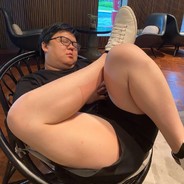 干拉，白给，玩手机