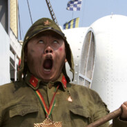 温暖的小男孩原子弹