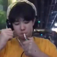 抽烟少年王俊凯