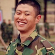 村口蹦迪的老汉