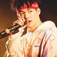 AKA伸手不见五指