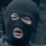 只想回头看你一眼