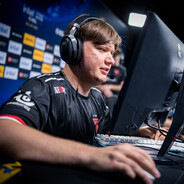 LUCKY自信の妖精ღ◕‿◕